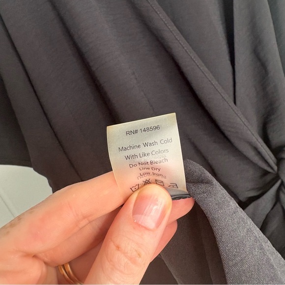 Universal Standard Twilight Crinkle Crepe Wrap Dress – Black Plus Size Size 4XL - Picture 7 of 7